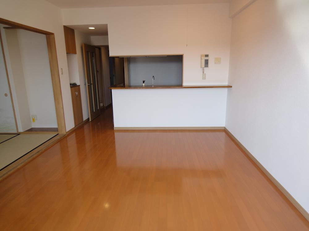 Living. Indoor (March 2013) Shooting