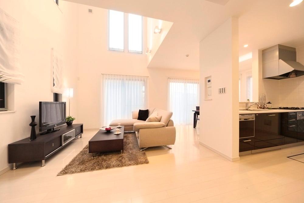 Same specifications photo (kitchen). indirect lighting