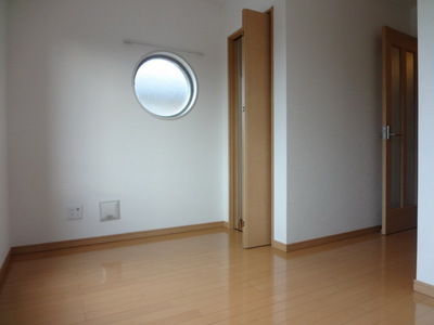 Other room space.  ☆ Closet with Western-style ☆ 