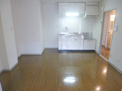 Living and room. Spacious is living