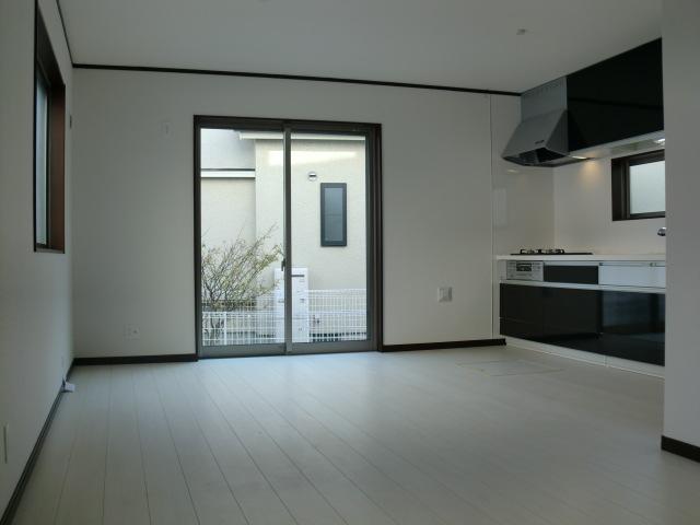 Living. Indoor (12 May 2013) Shooting