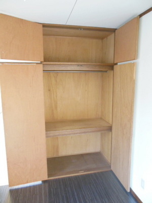 Receipt. Plenty of storage space