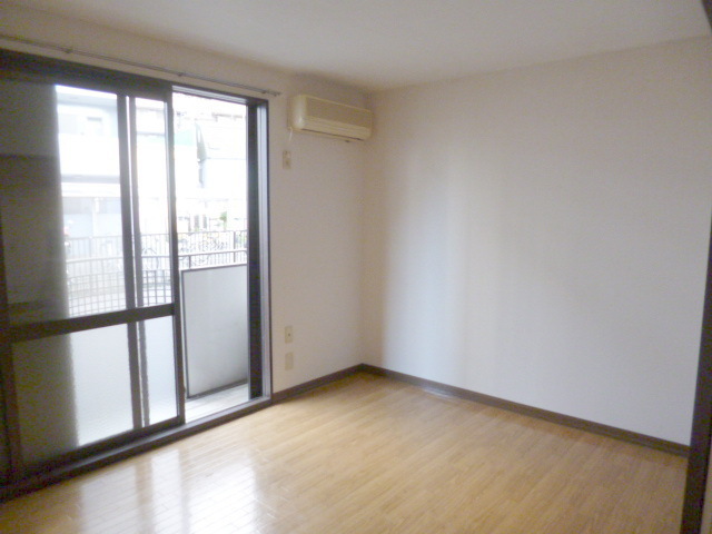 Other. Guests can relax slowly in the Western-style