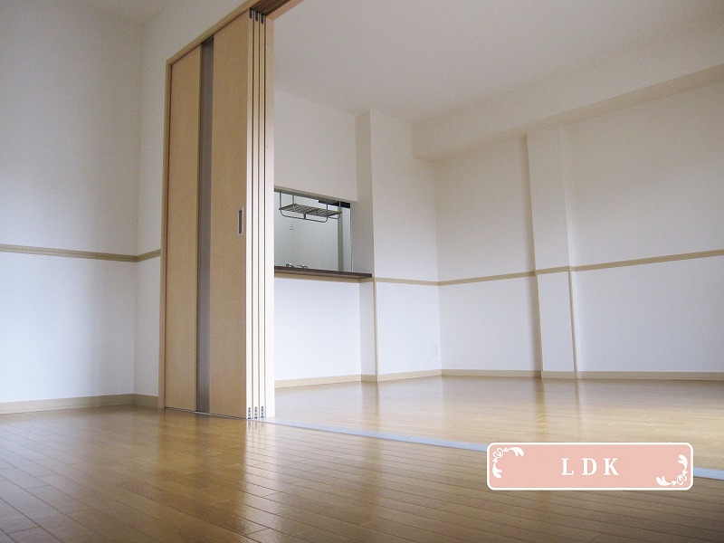 Living and room. South-facing bright living