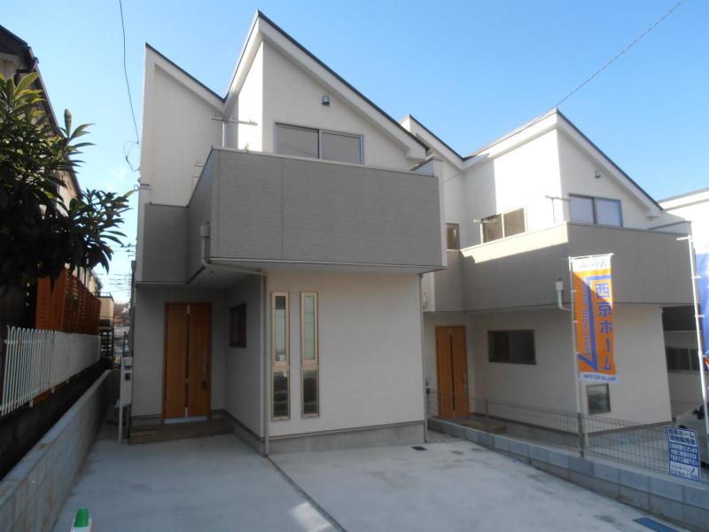 Local appearance photo. Local (12 May 2013) Shooting