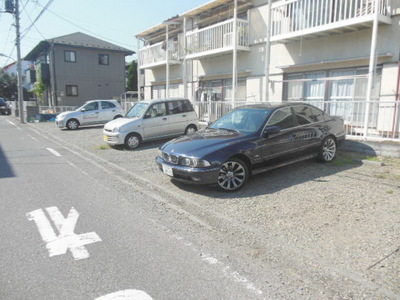 Parking lot. On-site parking