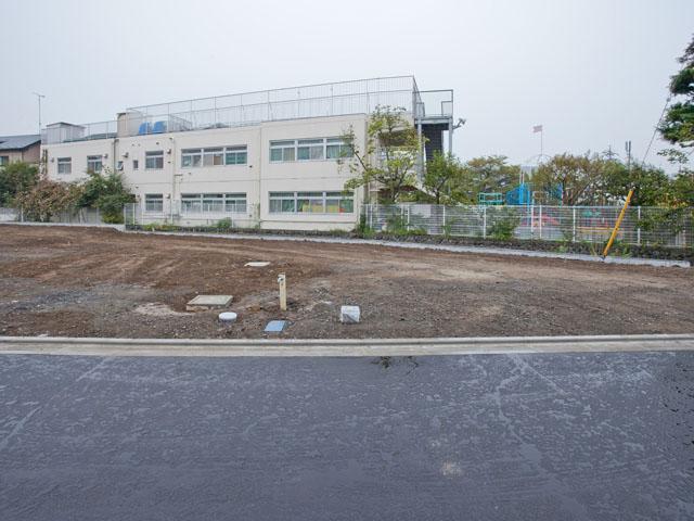 Local appearance photo. Local (10 May 2013) Shooting