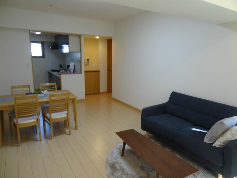 Living. Indoor (12 May 2013) Shooting