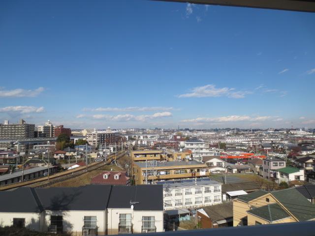 View photos from the dwelling unit. Panoramic view that extends to one side, Good view