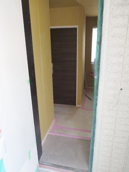 Entrance. Entrance space even I know enough