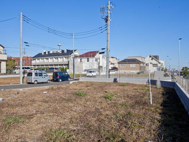 Local land photo. Local (12 May 2013)