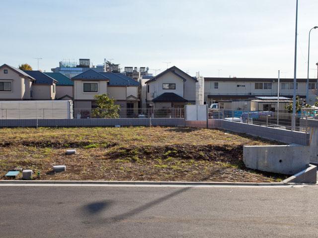 Local land photo. Local (12 May 2013)