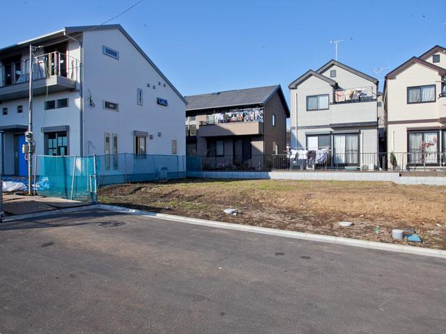 Local land photo. Local (12 May 2013)