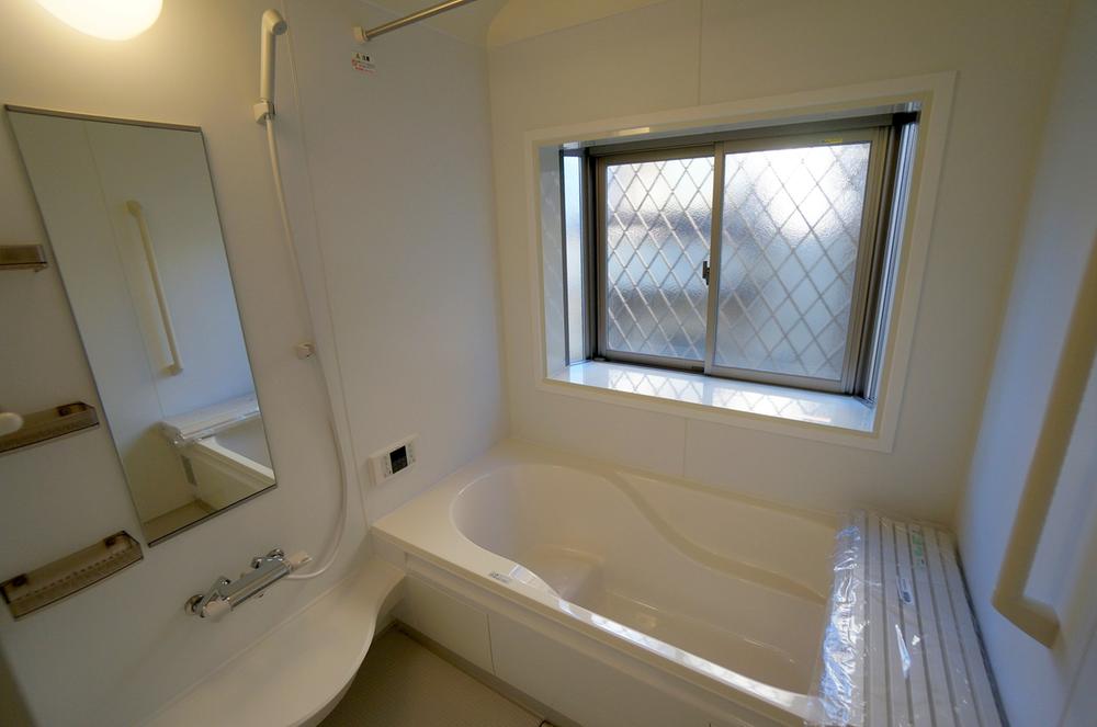 Same specifications photo (bathroom). Example of construction