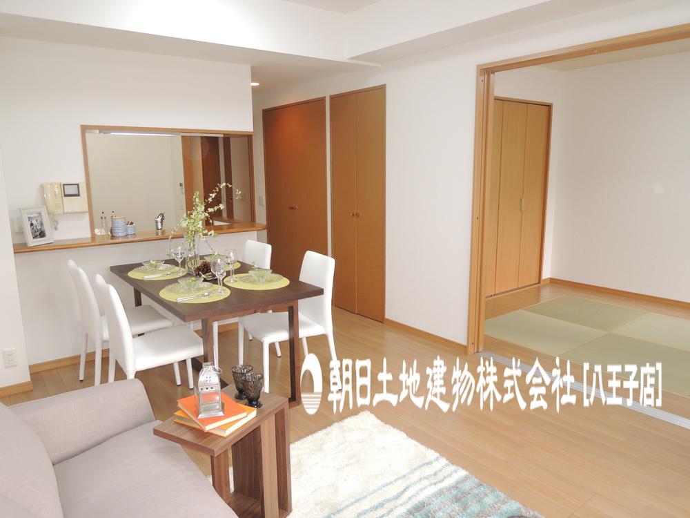 Living. Indoor (12 May 2013) Shooting