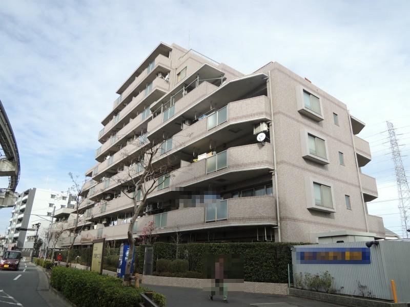 Local appearance photo. Local (12 May 2013) Shooting