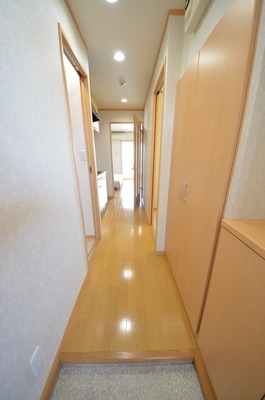 Entrance. ☆ From here is the beginning and end of the day ☆