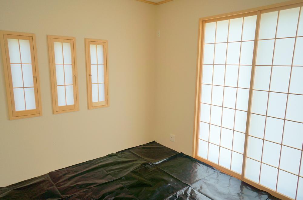 Same specifications photos (Other introspection). Same specifications indoor