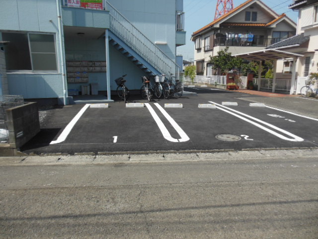 Parking lot. On-site parking