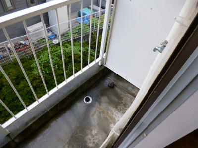 Balcony. Laundry Area Available