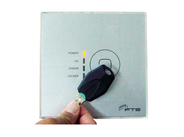 Security.  [Non-touch key] Upon entering the building, Just holding the dwelling unit of the key has adopted a non-touch key that can open the entrance door.