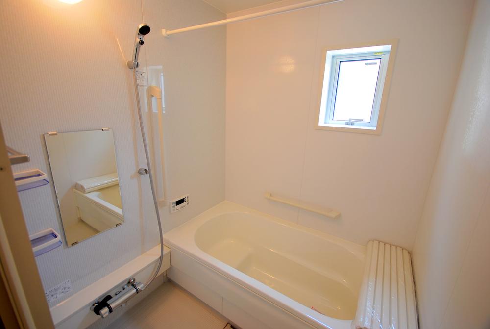 Same specifications photo (bathroom). Example of construction