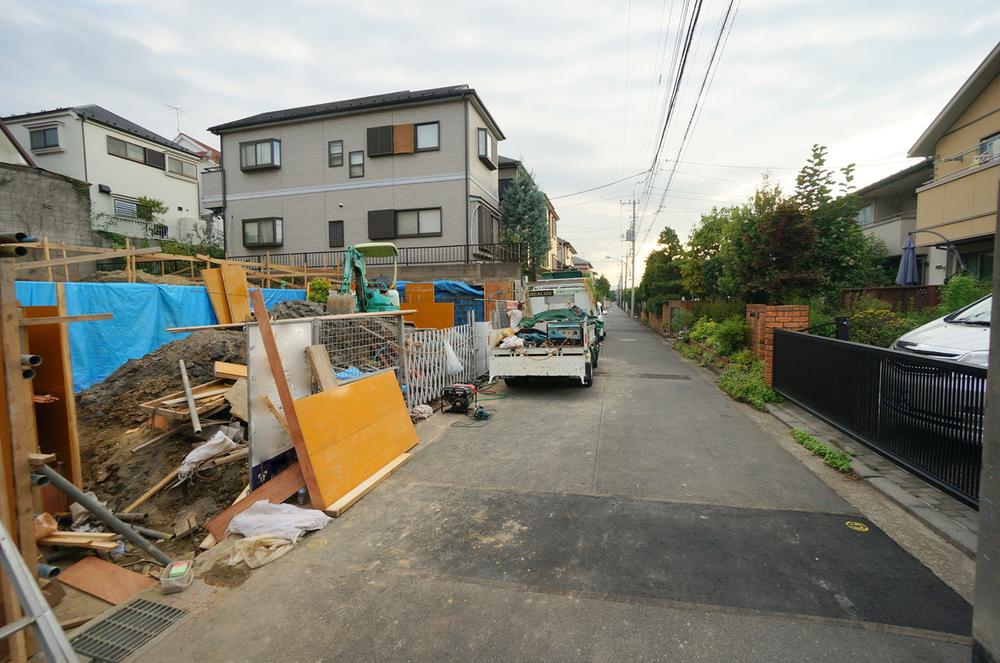 Local photos, including front road. Local (September 2013) Shooting