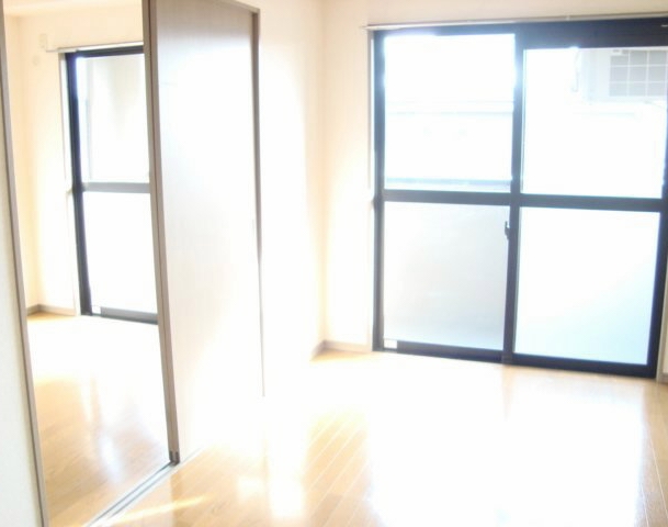 Living and room. Day is a good and bright rooms.