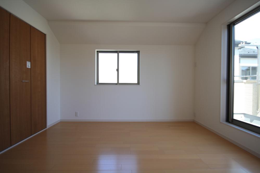 Same specifications photos (Other introspection). Indoor same specifications