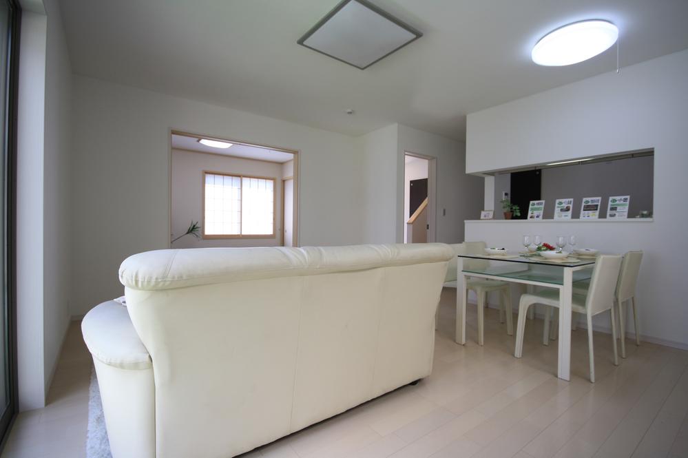 Same specifications photos (Other introspection). Indoor same specifications