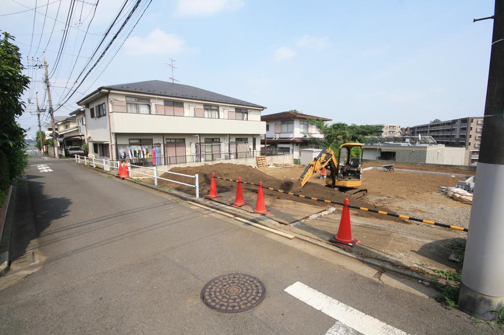 Local photos, including front road. Local (August 2013) Shooting