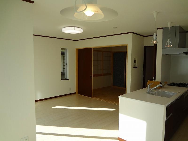 Living. Indoor (12 May 2013) Shooting A Building