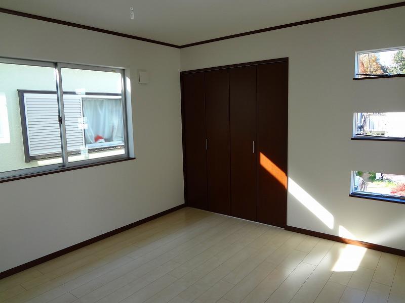 Non-living room. Indoor (12 May 2013) Shooting A Building