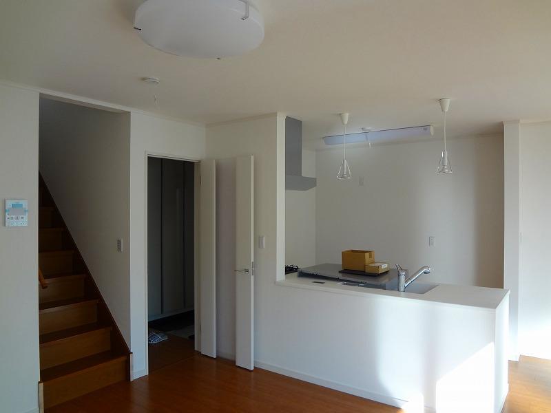 Living. Indoor (12 May 2013) Shooting B Building