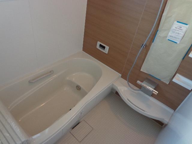 Bathroom. Building 2 System bus with bathroom ventilation dryer