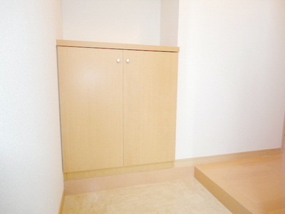 Entrance. ☆ The photograph is an image ☆