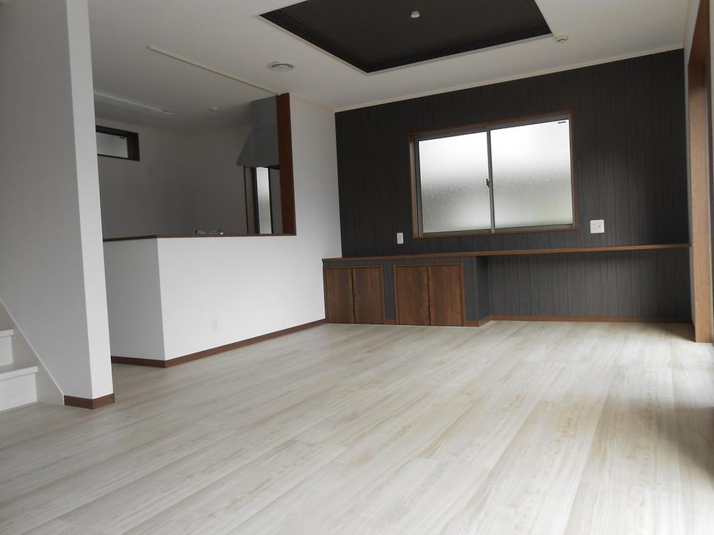 Same specifications photos (living). Indoor (10 May 2013) Shooting