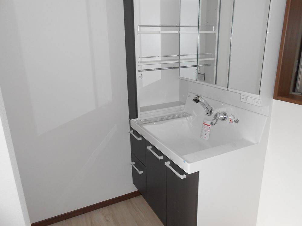 Same specifications photos (Other introspection). Indoor (10 May 2013) Shooting Bathroom vanity