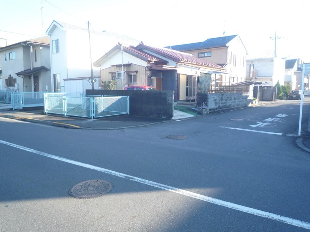 Local land photo. Local (12 May 2013) Shooting