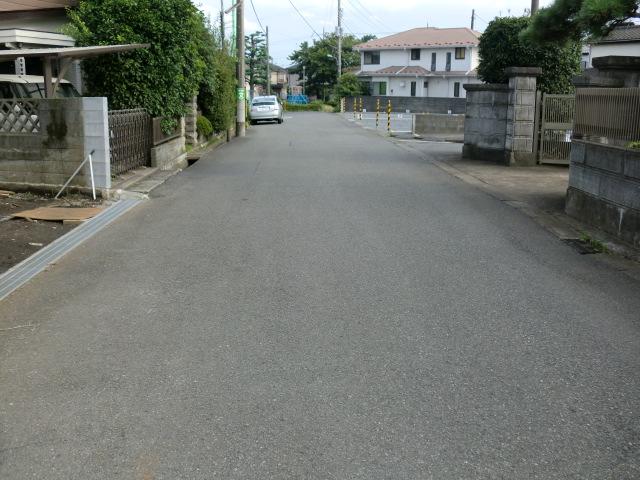 Local photos, including front road. Local (September 2013) Shooting