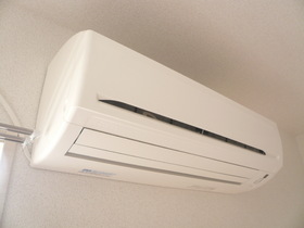 Other Equipment. Air conditioning ☆
