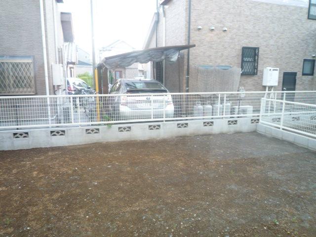 Garden. Local (August 2013) Shooting