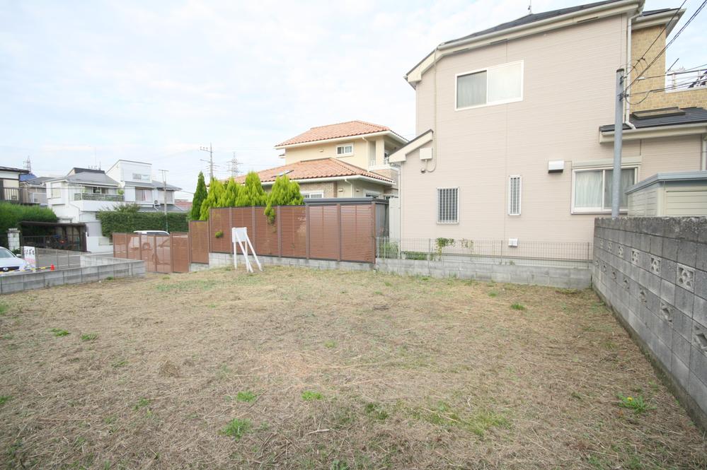 Local land photo. Local (10 May 2012) shooting