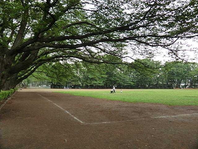 park. Asahigaoka to Central Park 140m