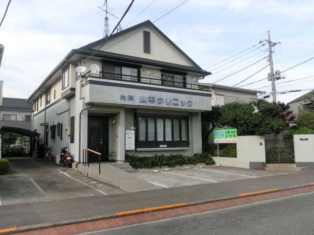 Hospital. 500m to Yamamoto clinic (hospital)