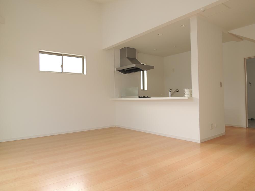 Living. Indoor (12 May 2013) Shooting