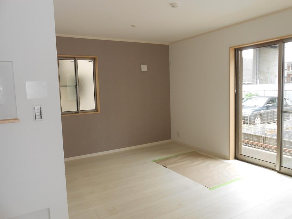 Living. Indoor (11 May 2013) Shooting Building 2