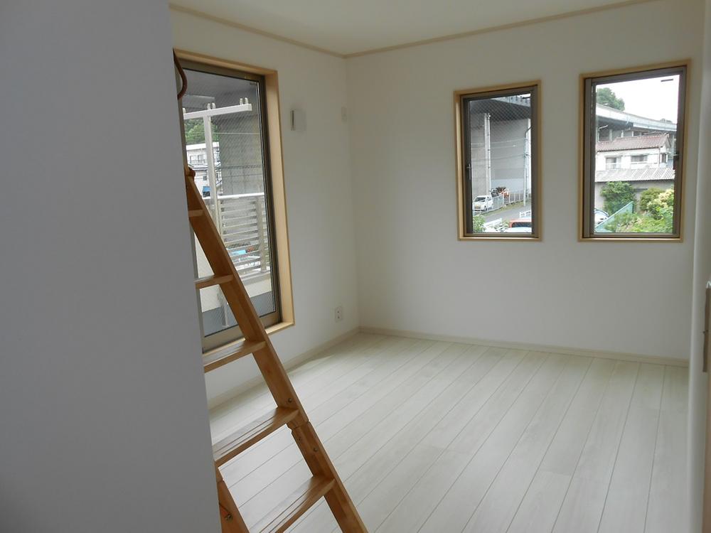 Other introspection. Indoor (July 2013) Shooting Building 2