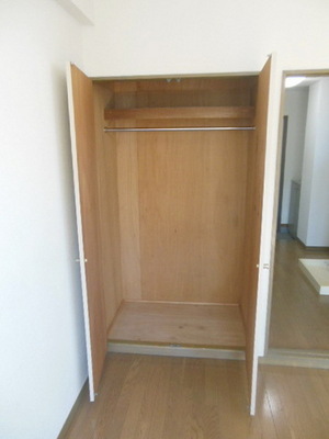 Receipt. Storage space