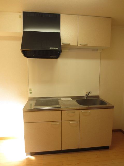 Kitchen. 2-neck IH kitchen with a heater